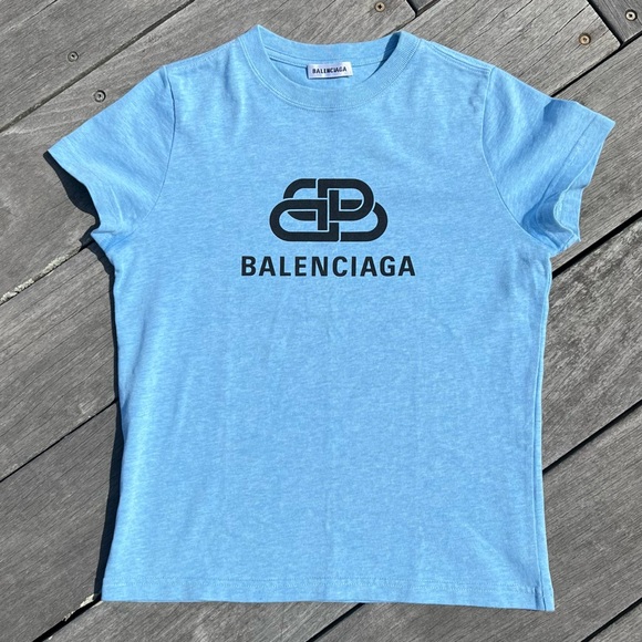 💋Balenciaga Black Intertwined BB Imprint Fitted Tee in Baby Blue. 100% Cotton - Picture 1 of 9